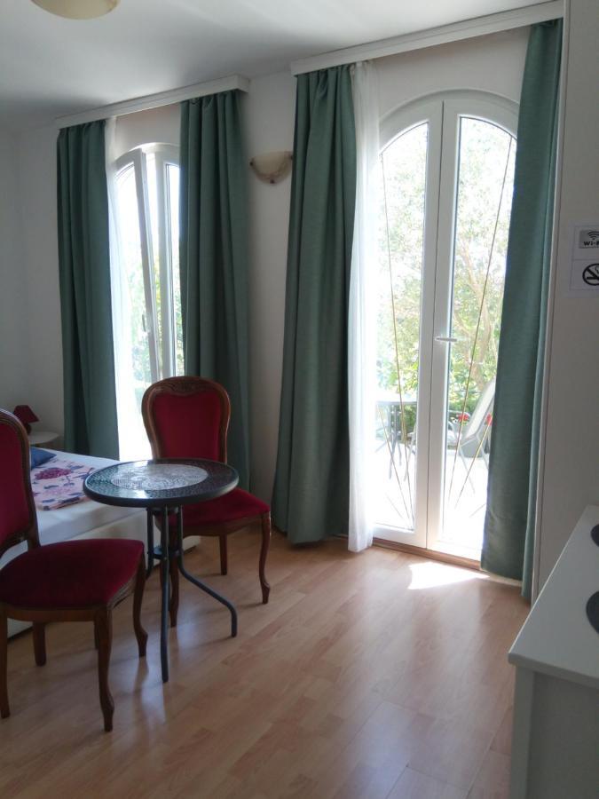 Ana Rooms Veglia Exterior foto
