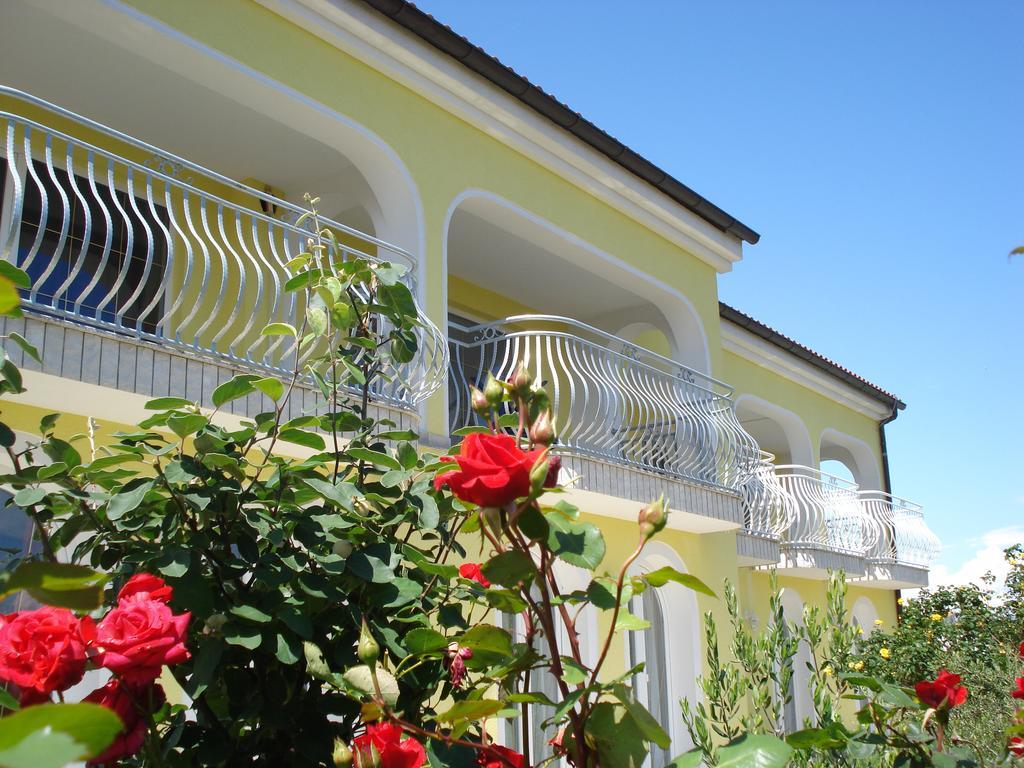 Ana Rooms Veglia Exterior foto